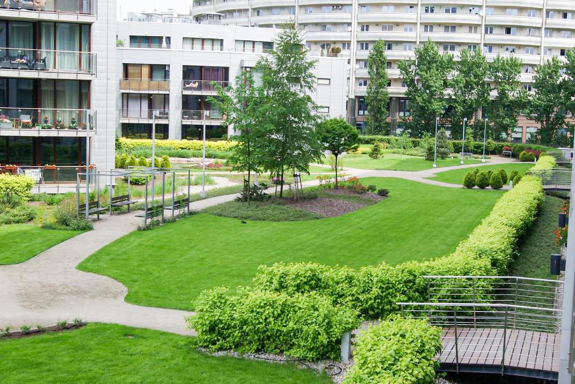 Triton Apartments Варшава Экстерьер фото