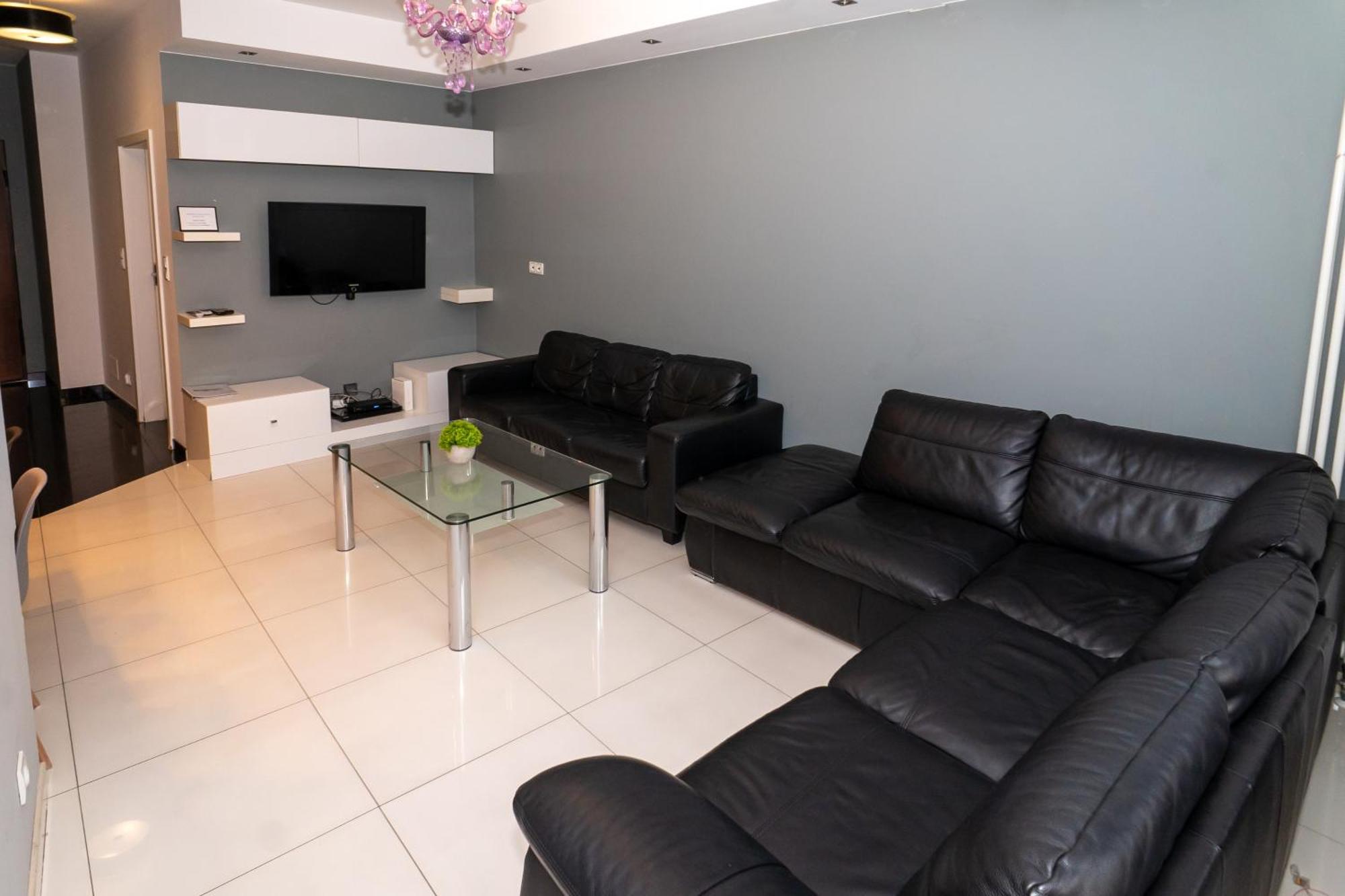 Triton Apartments Варшава Экстерьер фото